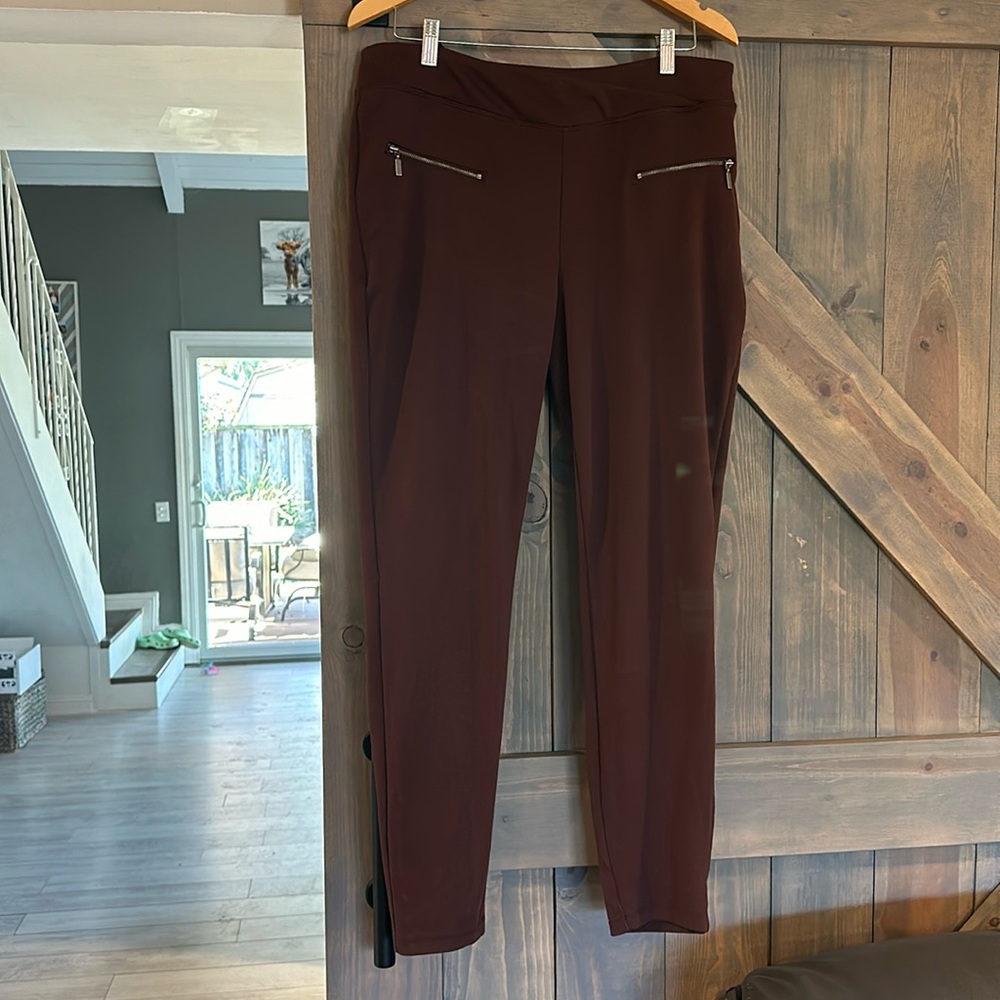SO women’s XL brown soft slacks zipper front pockets